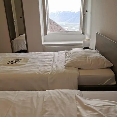Apartment Alpina Caux *