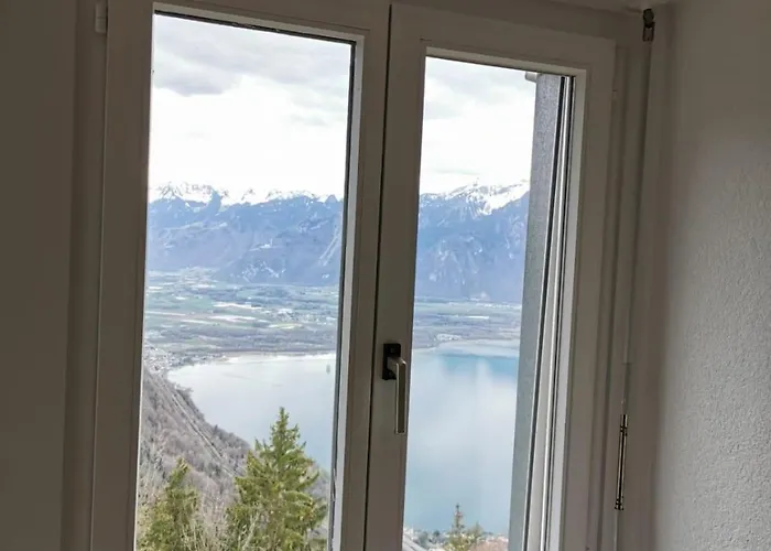 Lägenhet Alpina Caux *